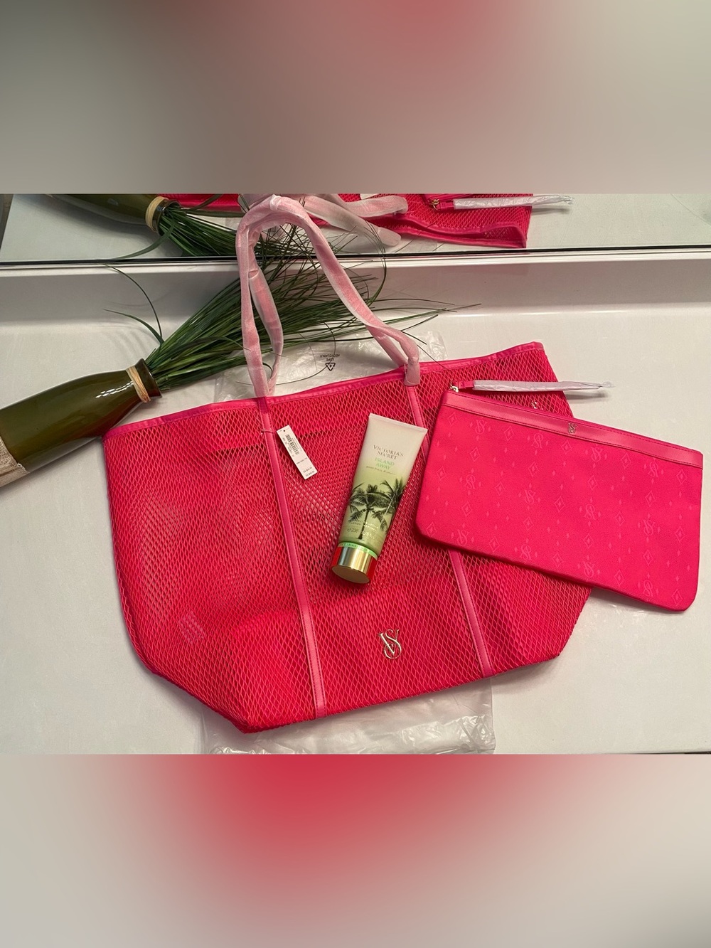 Victoria’s Secret Mesh Tote with Matching Pouch and lotion